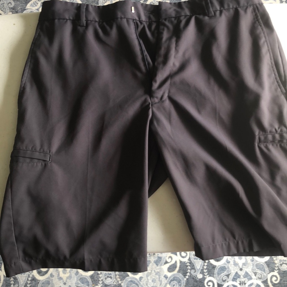 Walter Hagen Golf/Hybrid Short- Sz 34- Charcoal